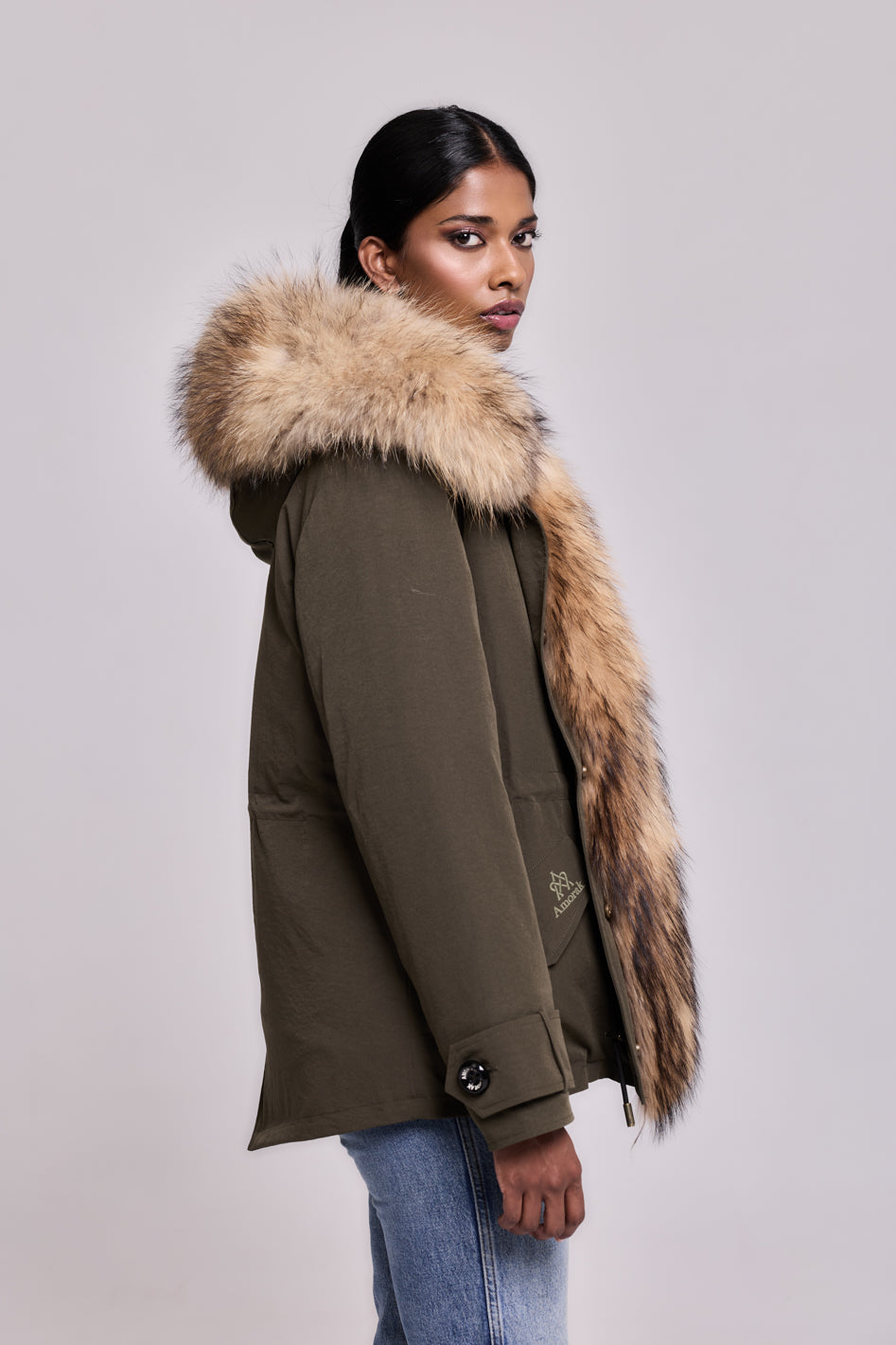 Short raccoon waterproof technical cotton parka