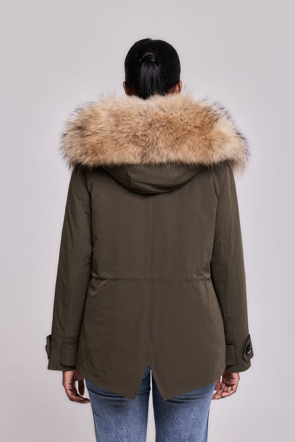 Short raccoon waterproof technical cotton parka