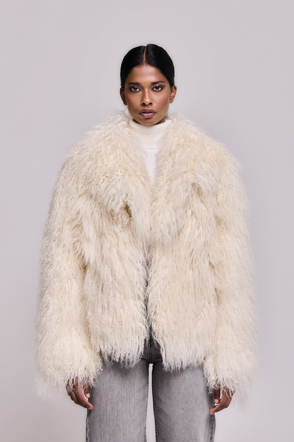 <tc>Manteau en peau de mouton de Mongolie creme</tc>