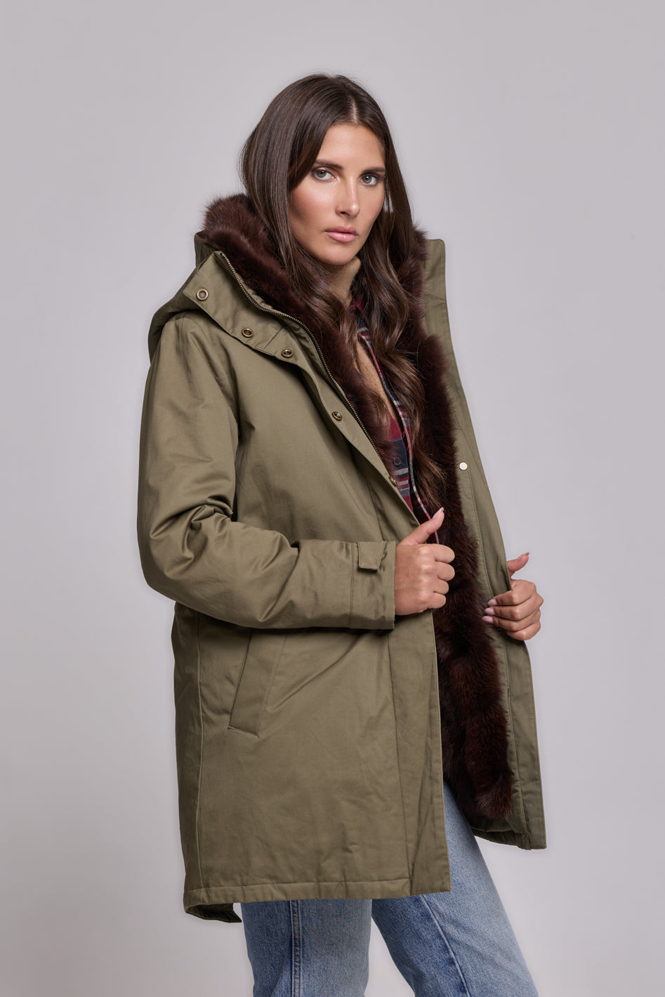 Elegant BROWN Parka with High Collar and Removable Fur Vest