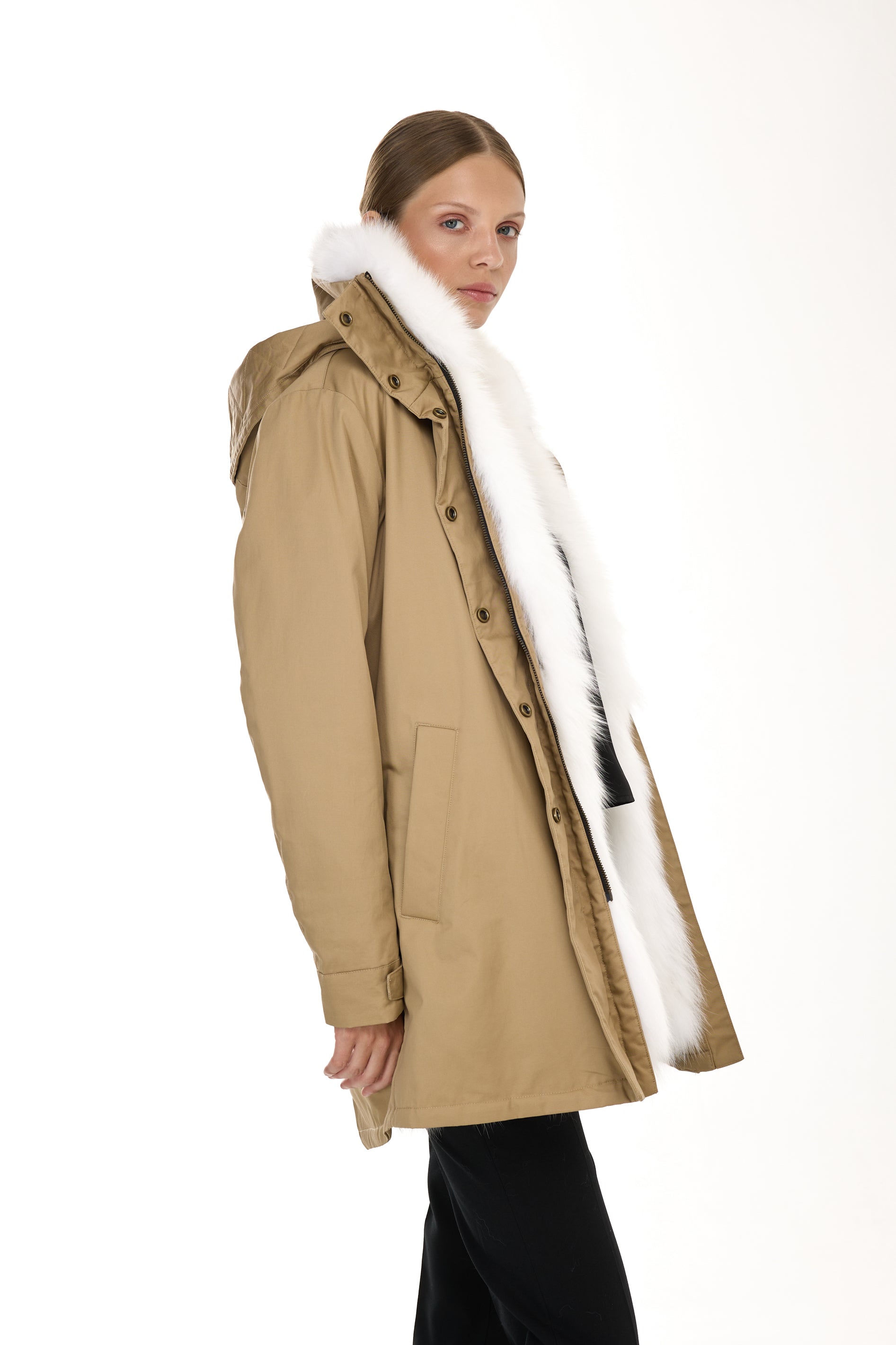Elegant WHITE Parka with High Collar and Removable Fur Vest