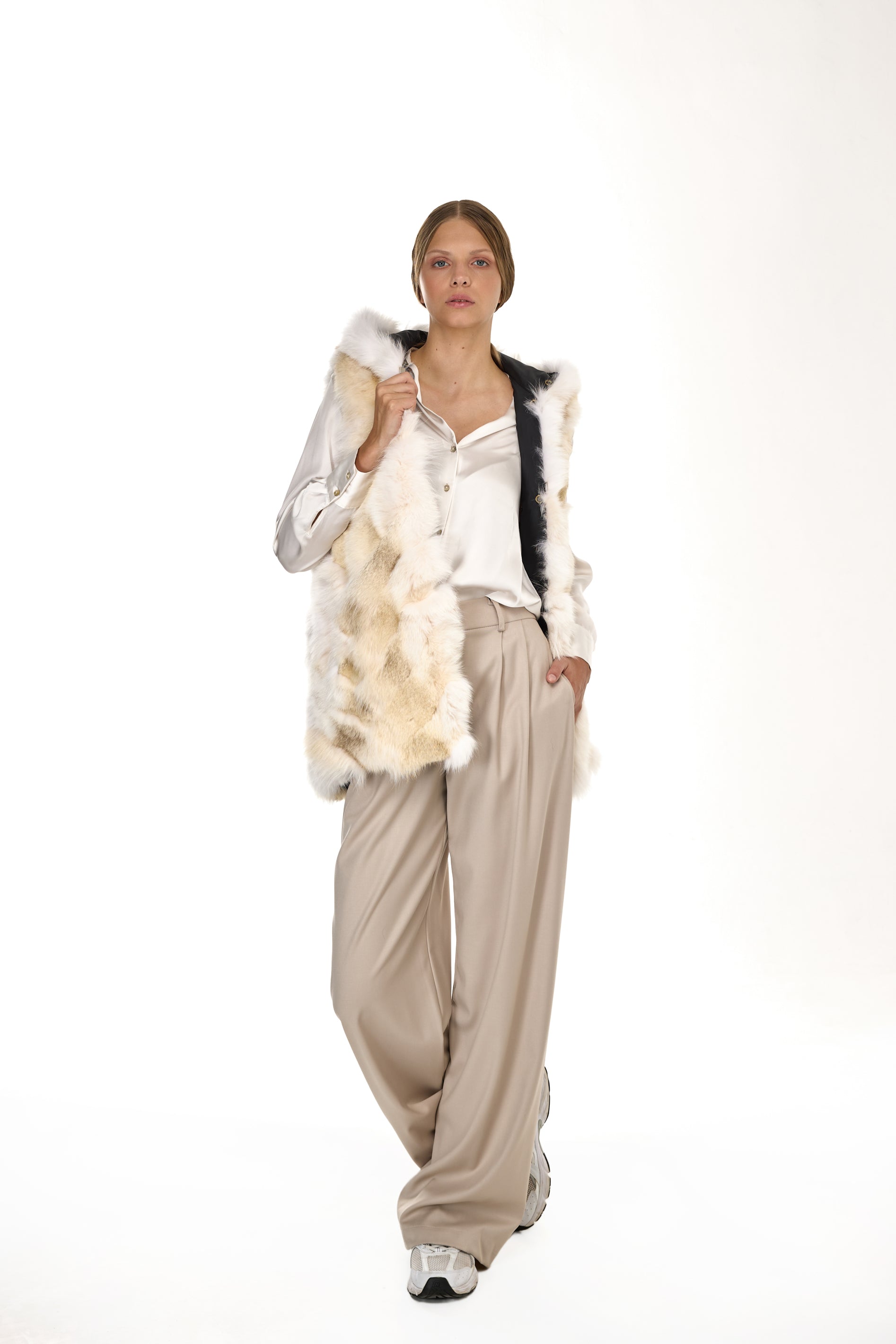 Urban WHITE long parka in waterproof cotton blend with coyote vest