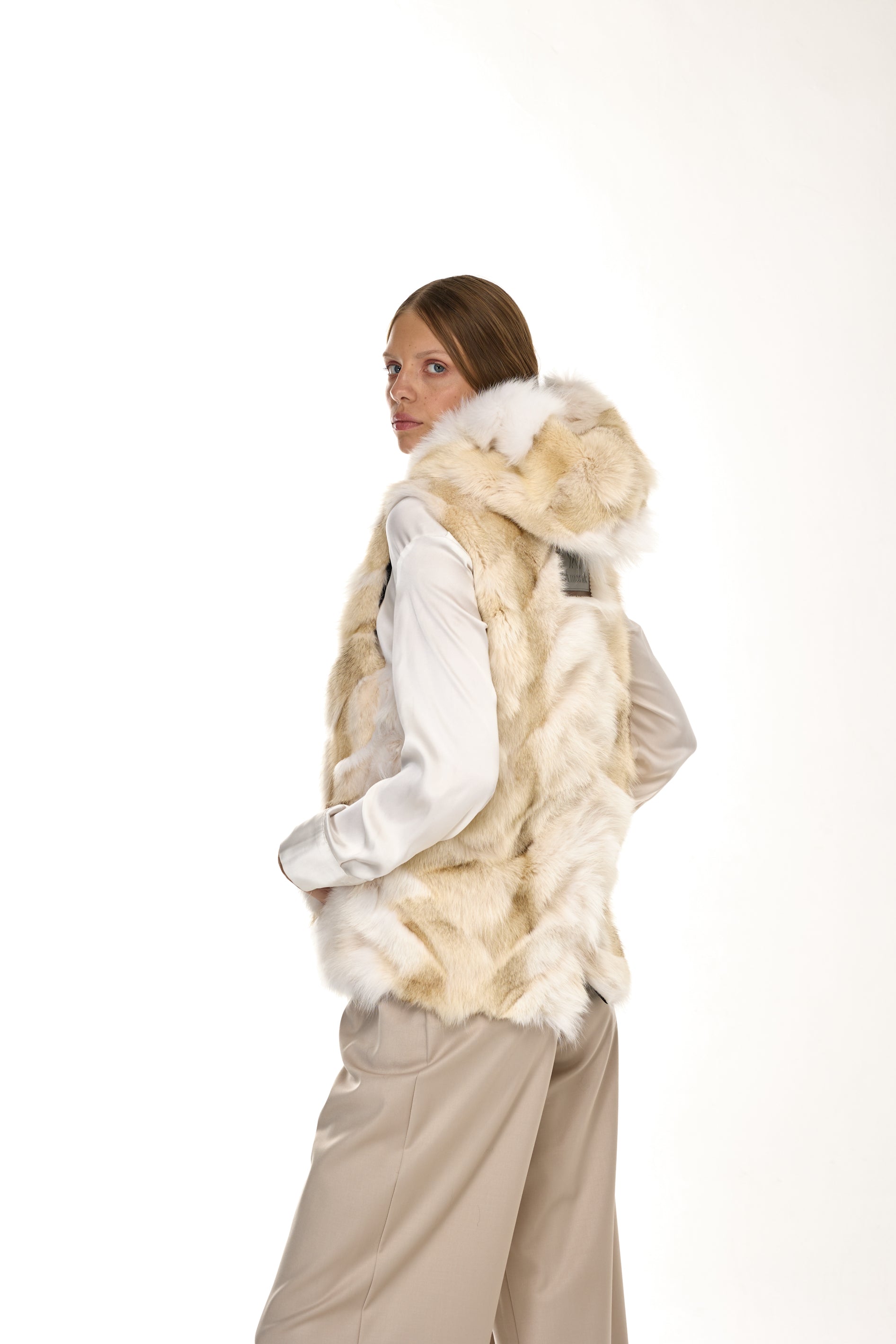Urban WHITE short parka in waterproof cotton blend with coyote vest