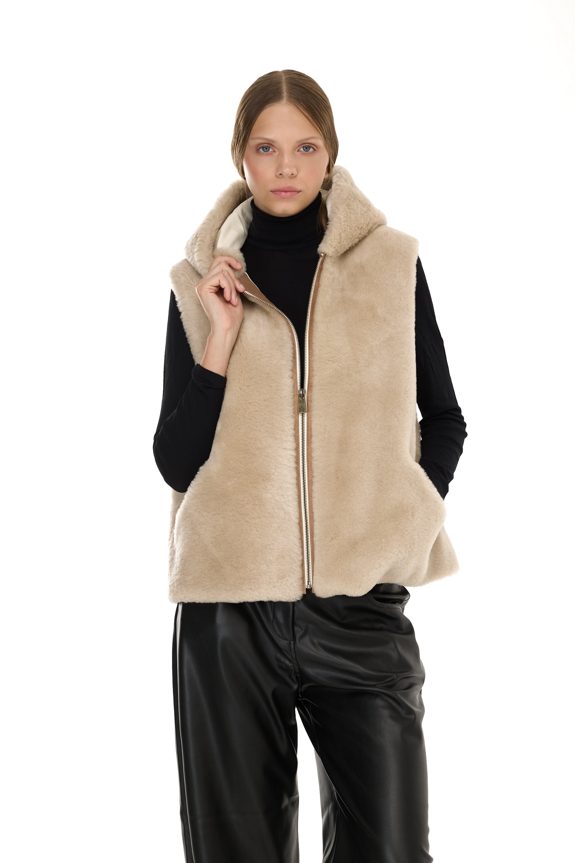 Lambe Beige Merino hooded vest