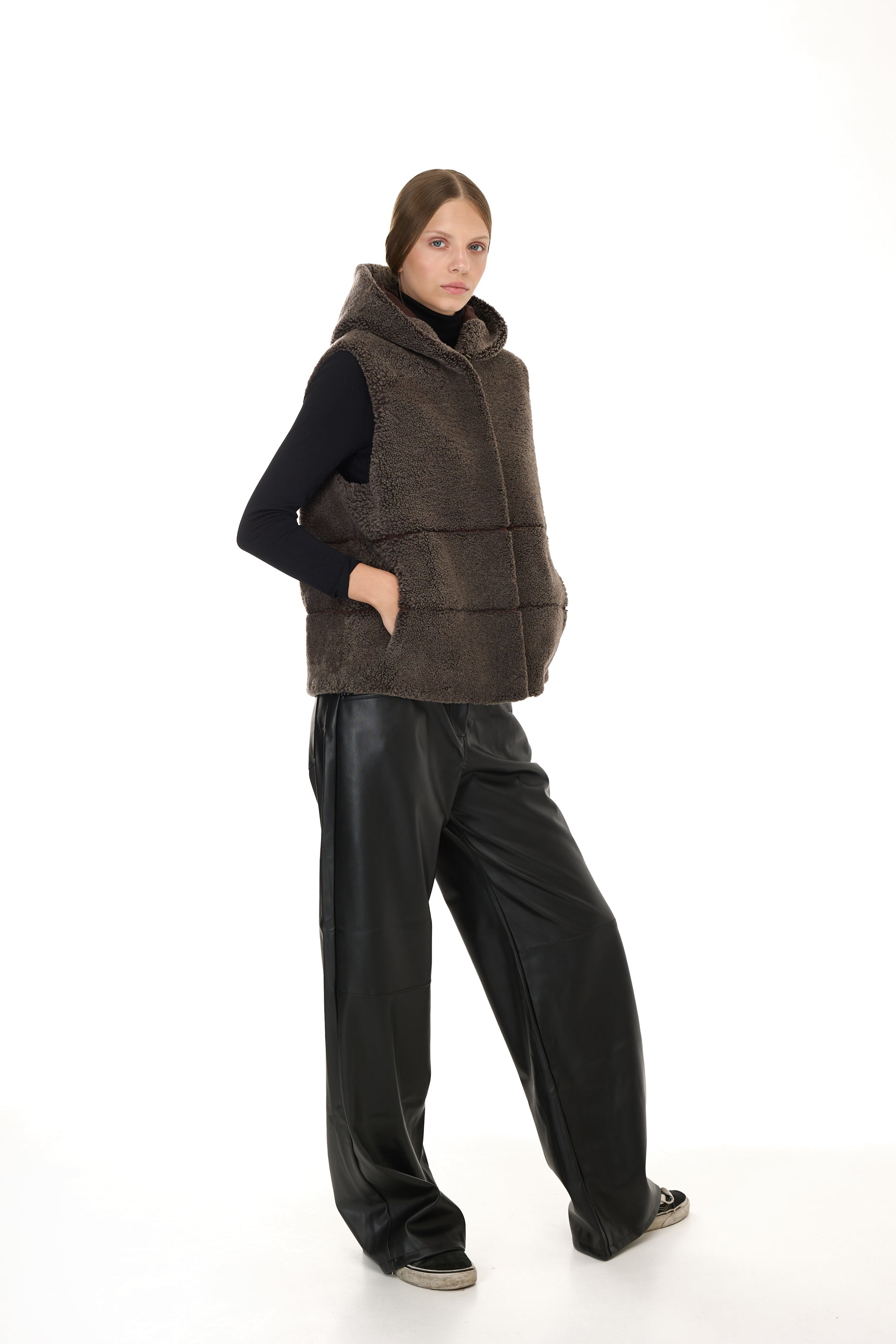 Chaleco con capucha de Lambown Merino