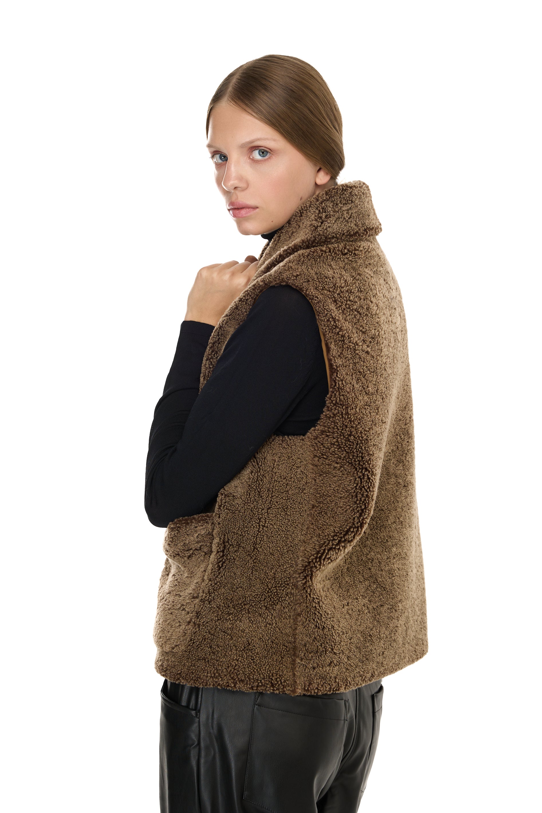 Merino vest lamb camel