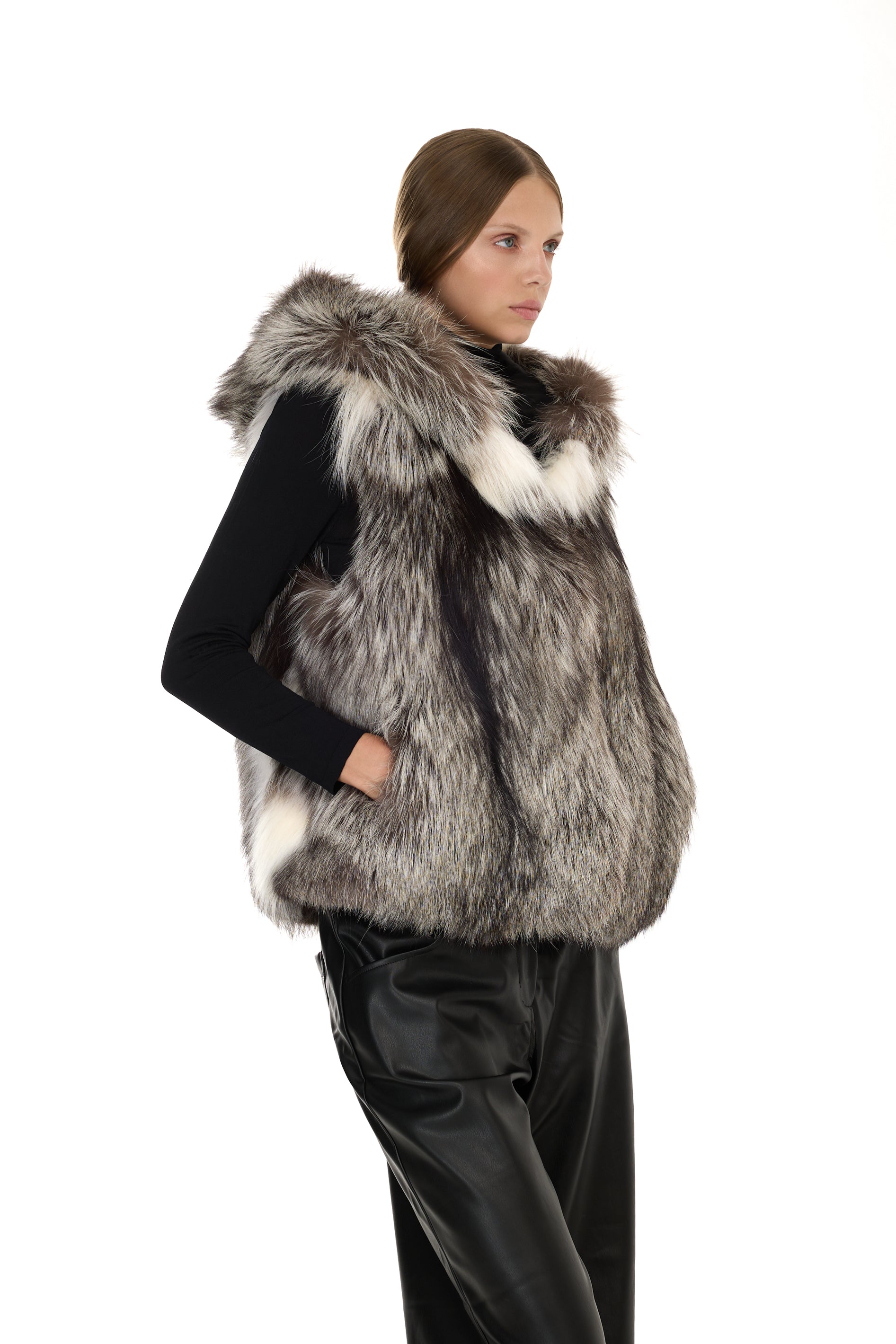 Chaleco con capucha en plantium zorro - color natural