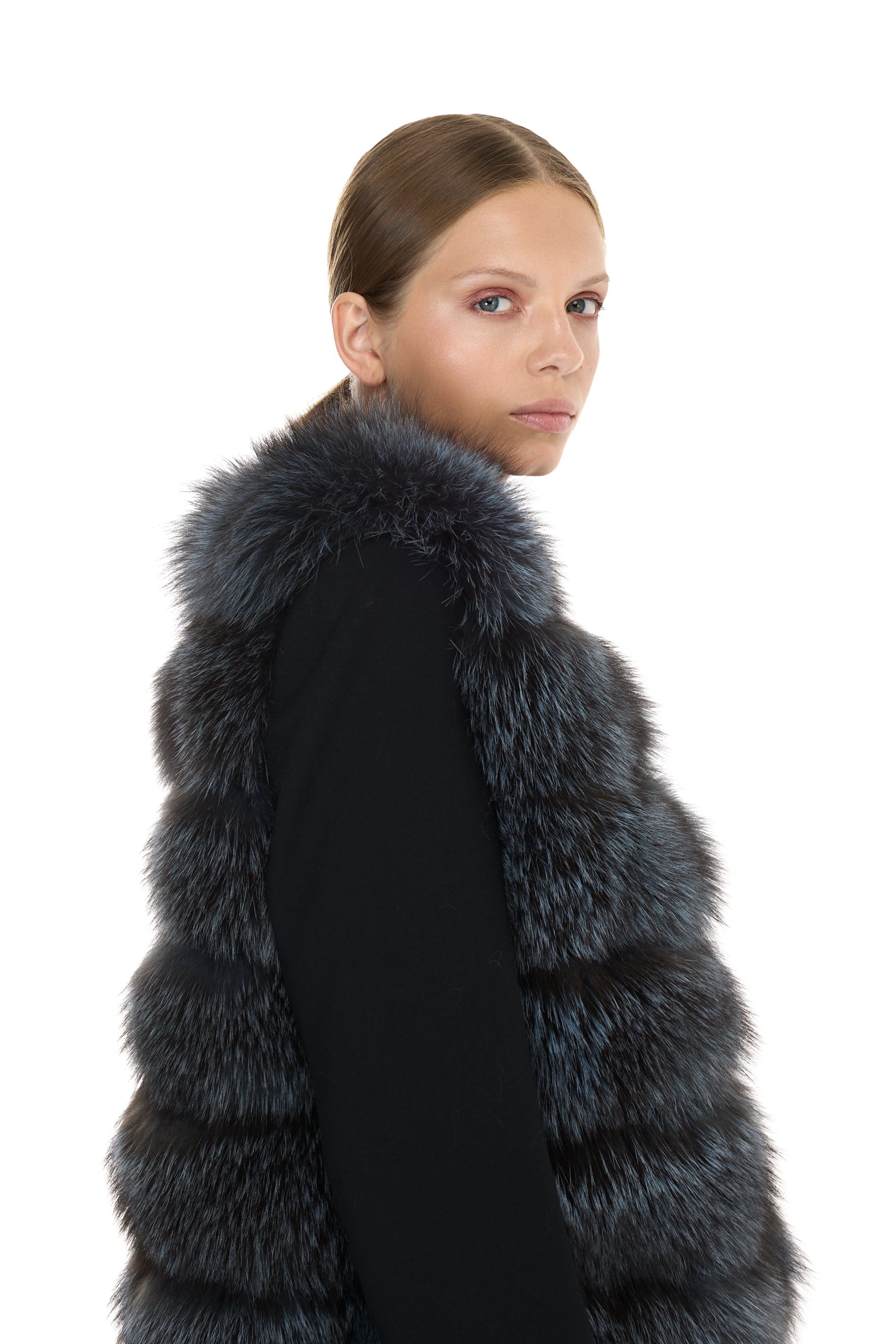 Renard argenté & Gilet en jean – Bleu ciel