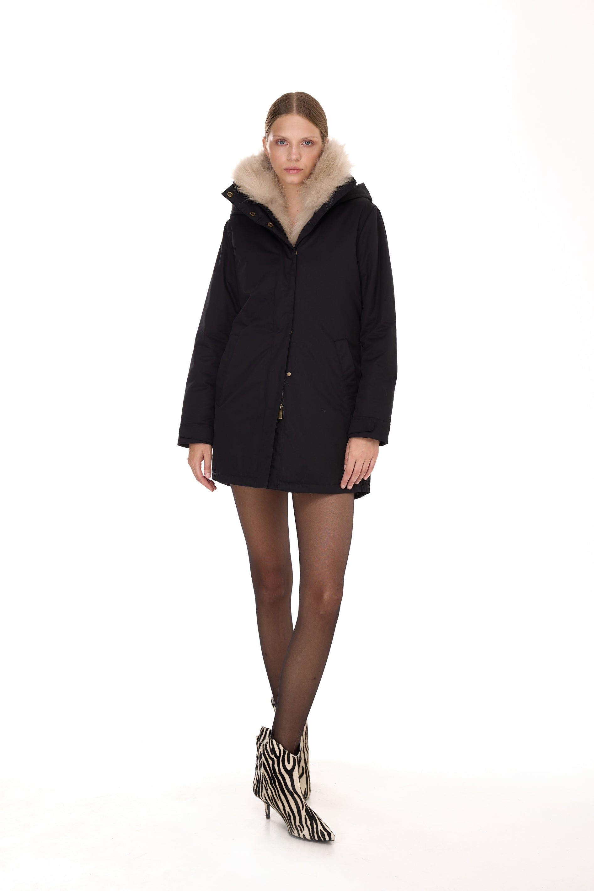 Parka Elegant BEIGE con Collo Alto e Gilet in pelliccia Removibile