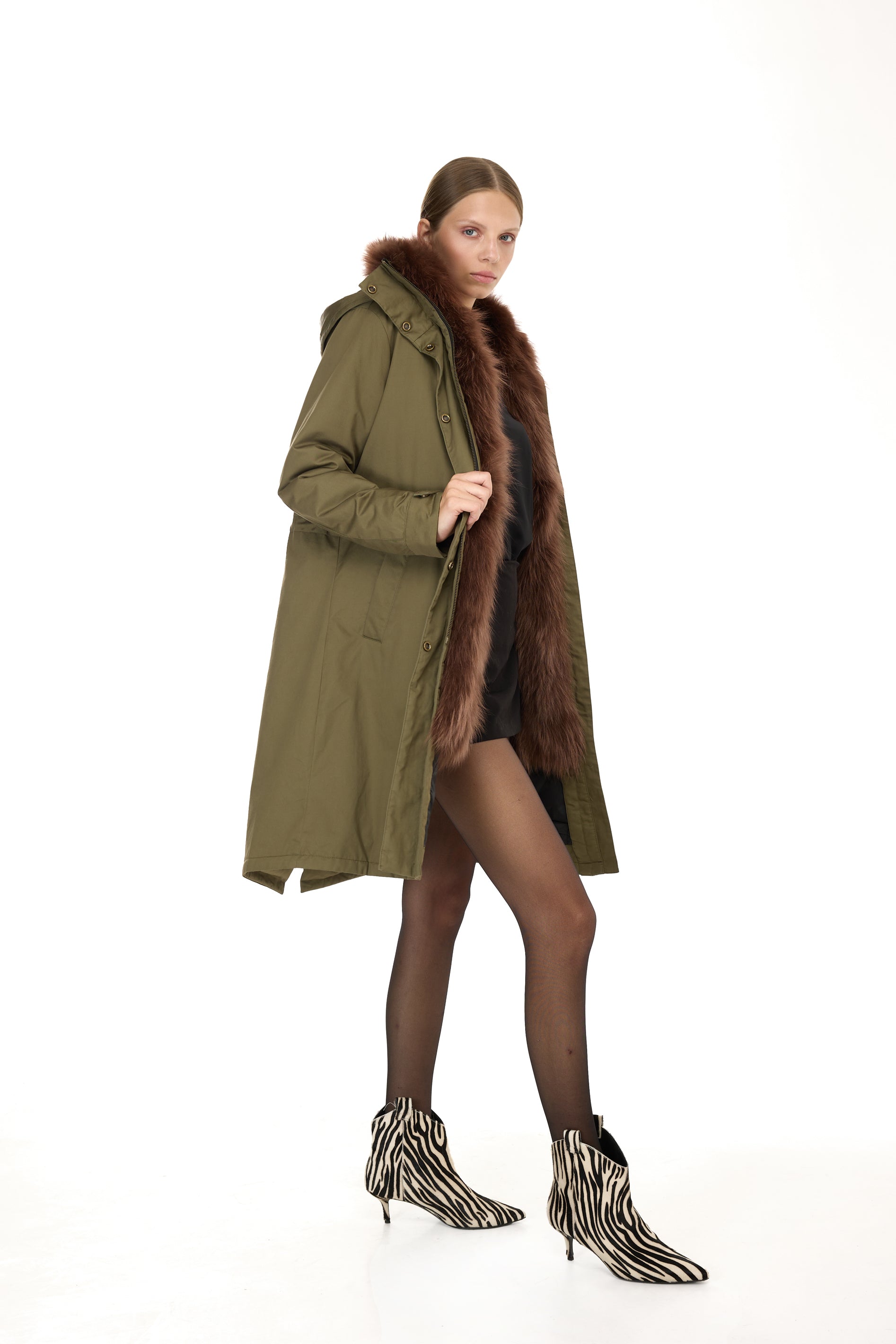 Parka x-long Elegant BROWN con Collo Alto e Gilet in pelliccia Removibile