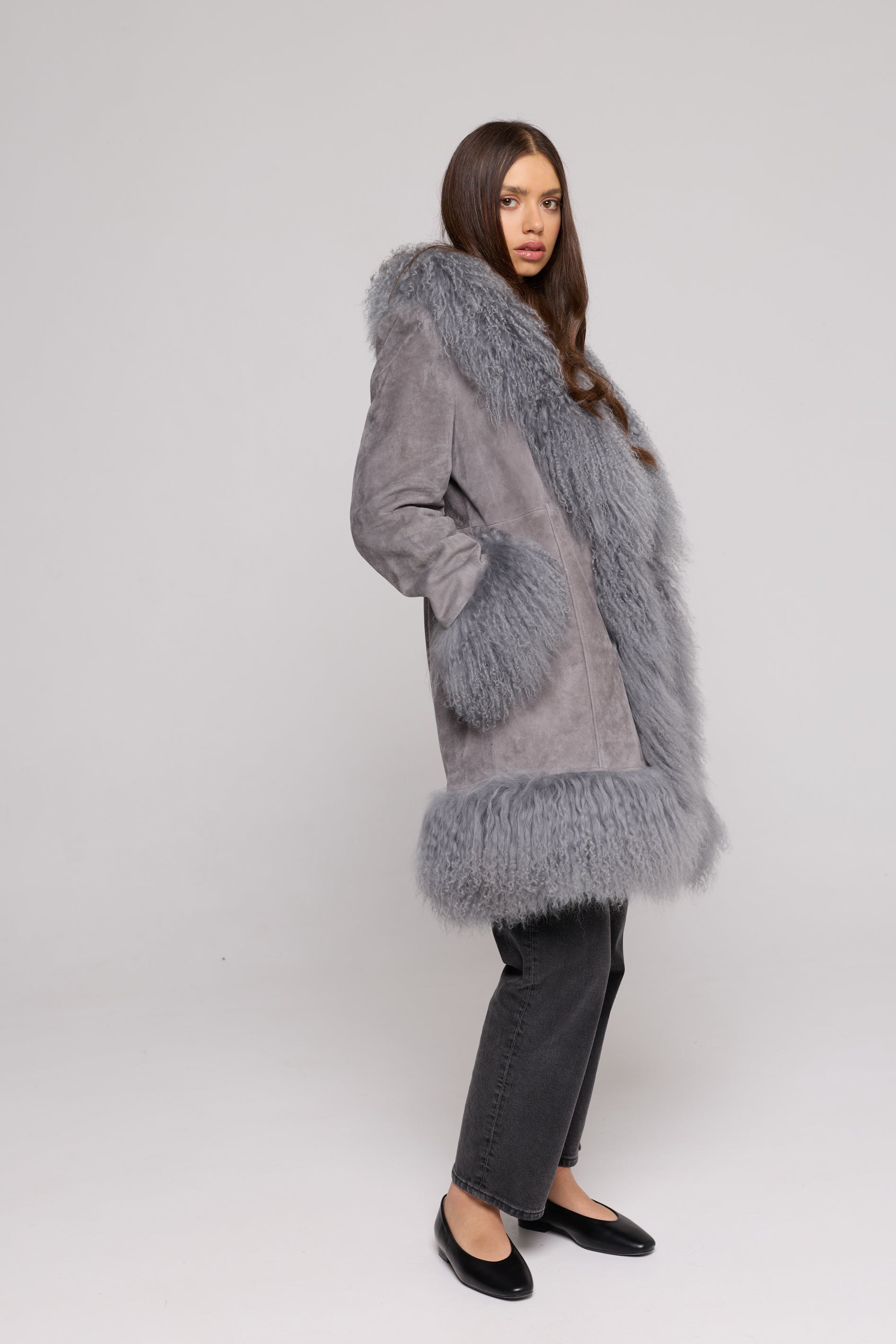 Mongolia Suede Long Jacket GRAY