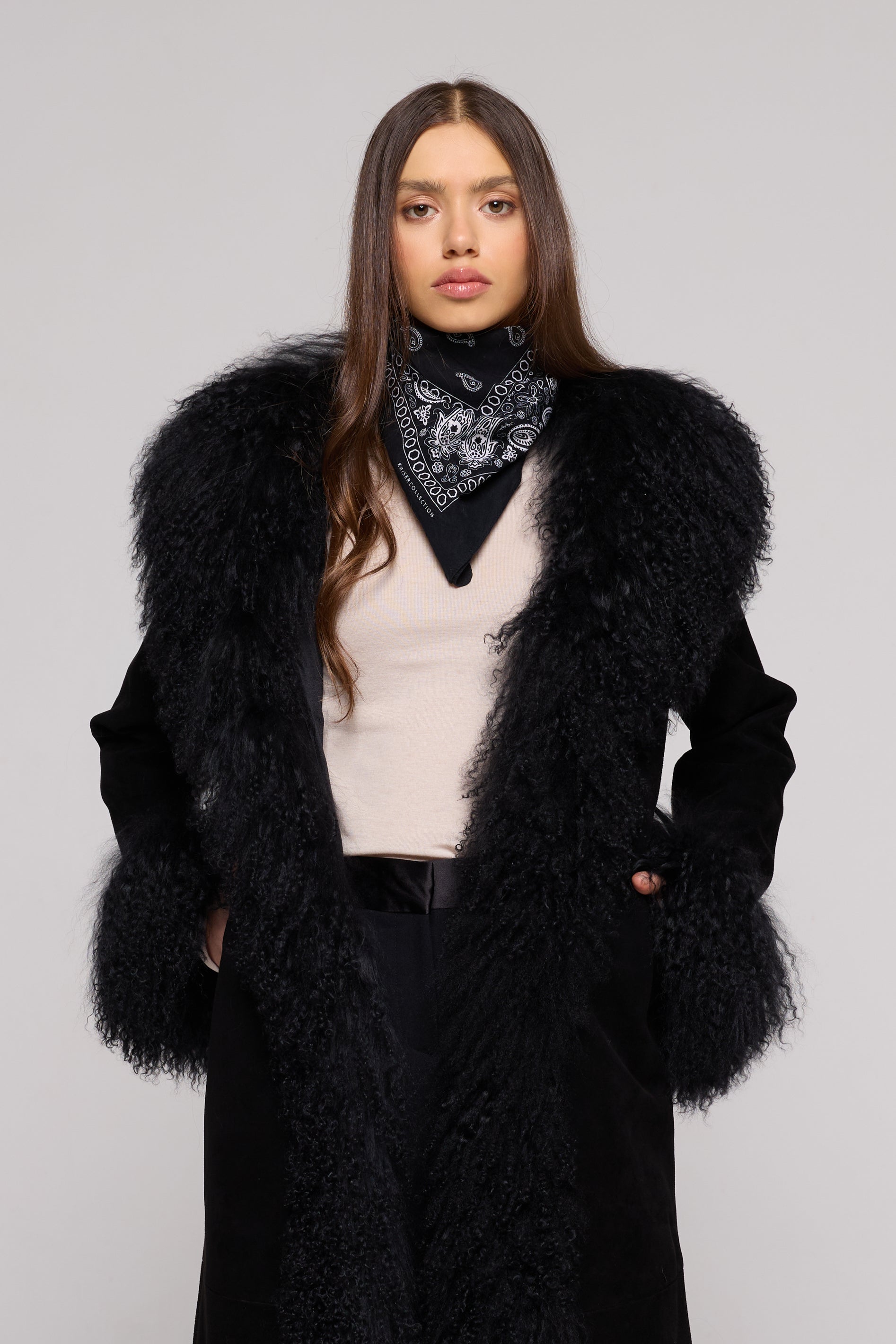 Mantel Wildleder Mongolia Shearling schwarz