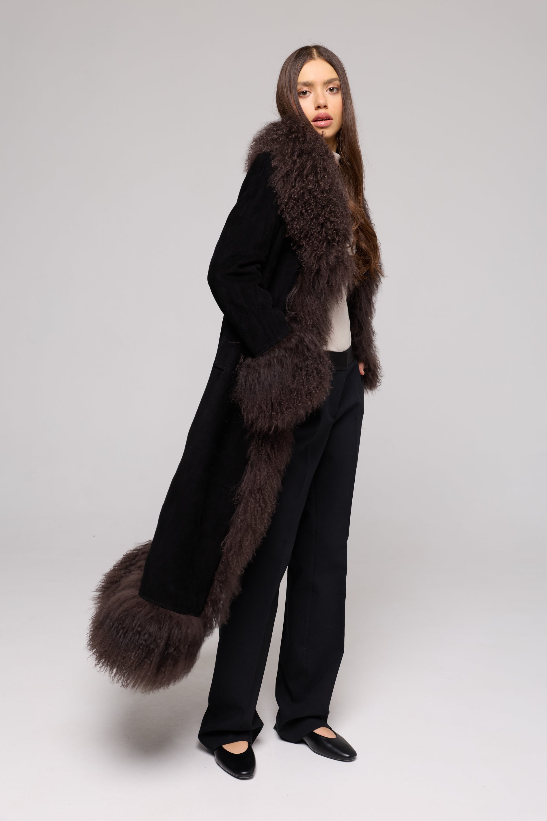 Mantel aus Wildleder, Mongolei-Lammfell, schwarzbraun