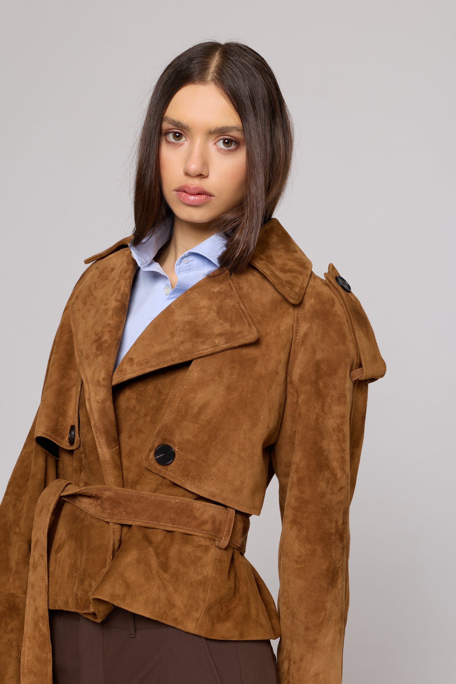 SHORT TRENCH IN SUEDE