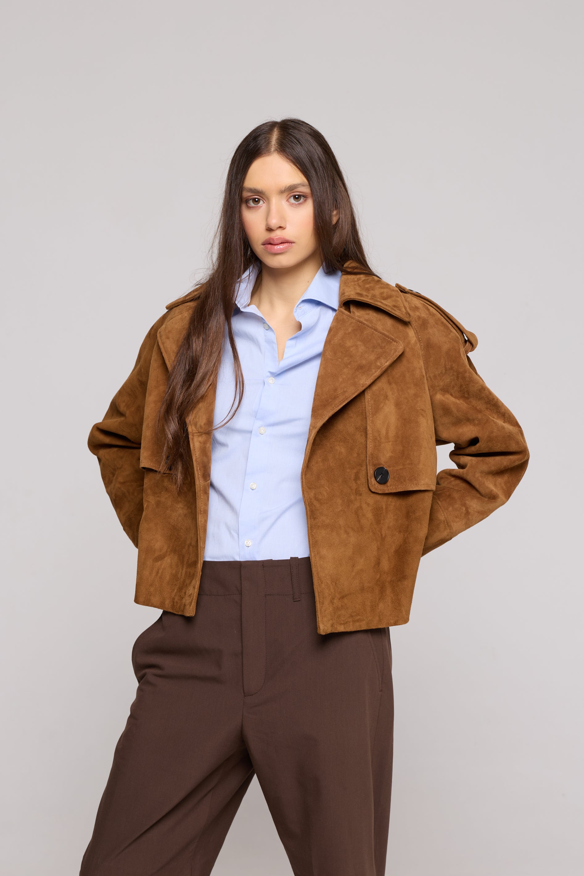 SHORT TRENCH IN SUEDE