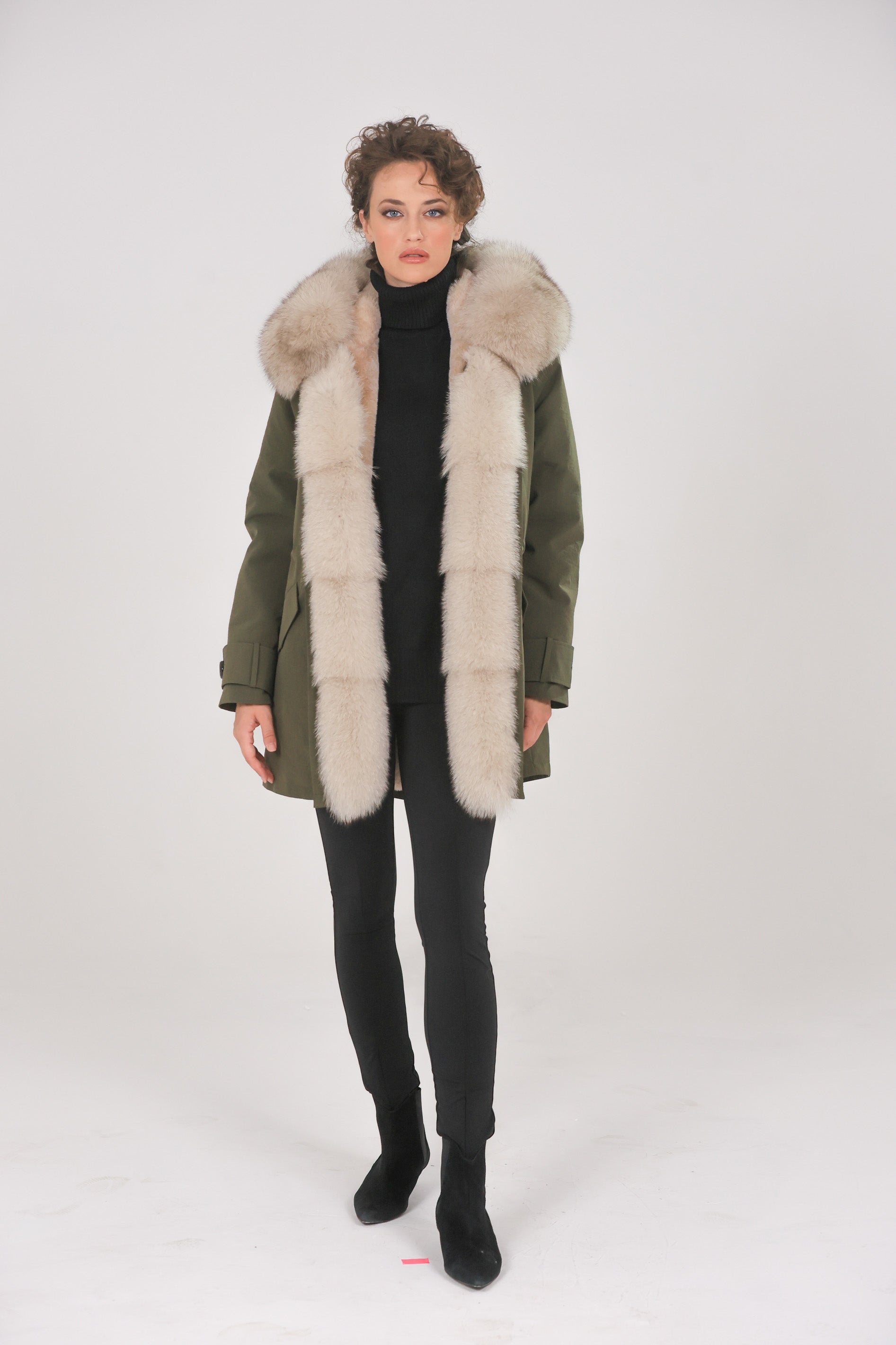 Long Beige Waterproof Technical Cotton Park