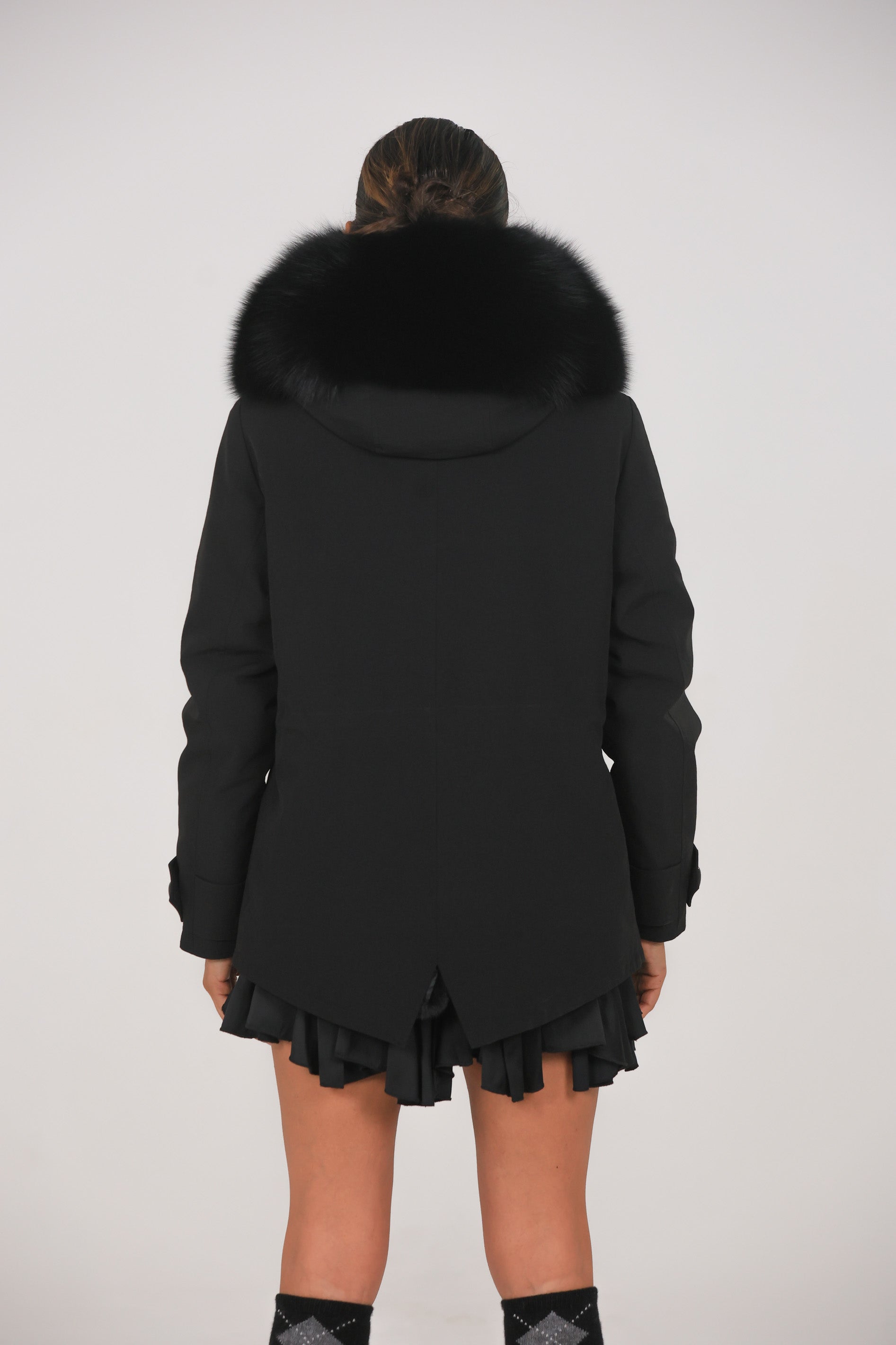 Short black waterproof technical cotton parka