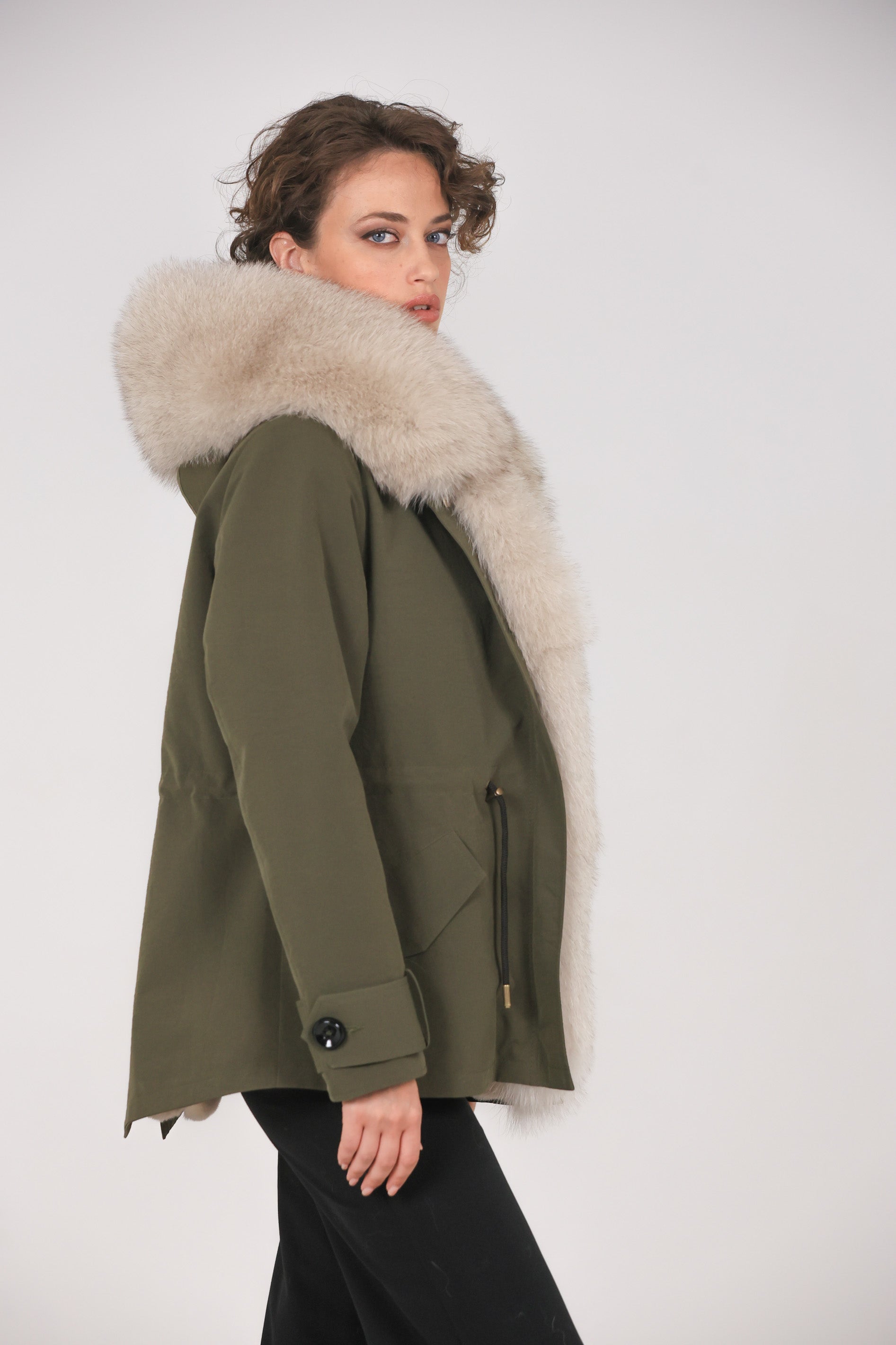 Parka in Cotton Waterproof Short Beige