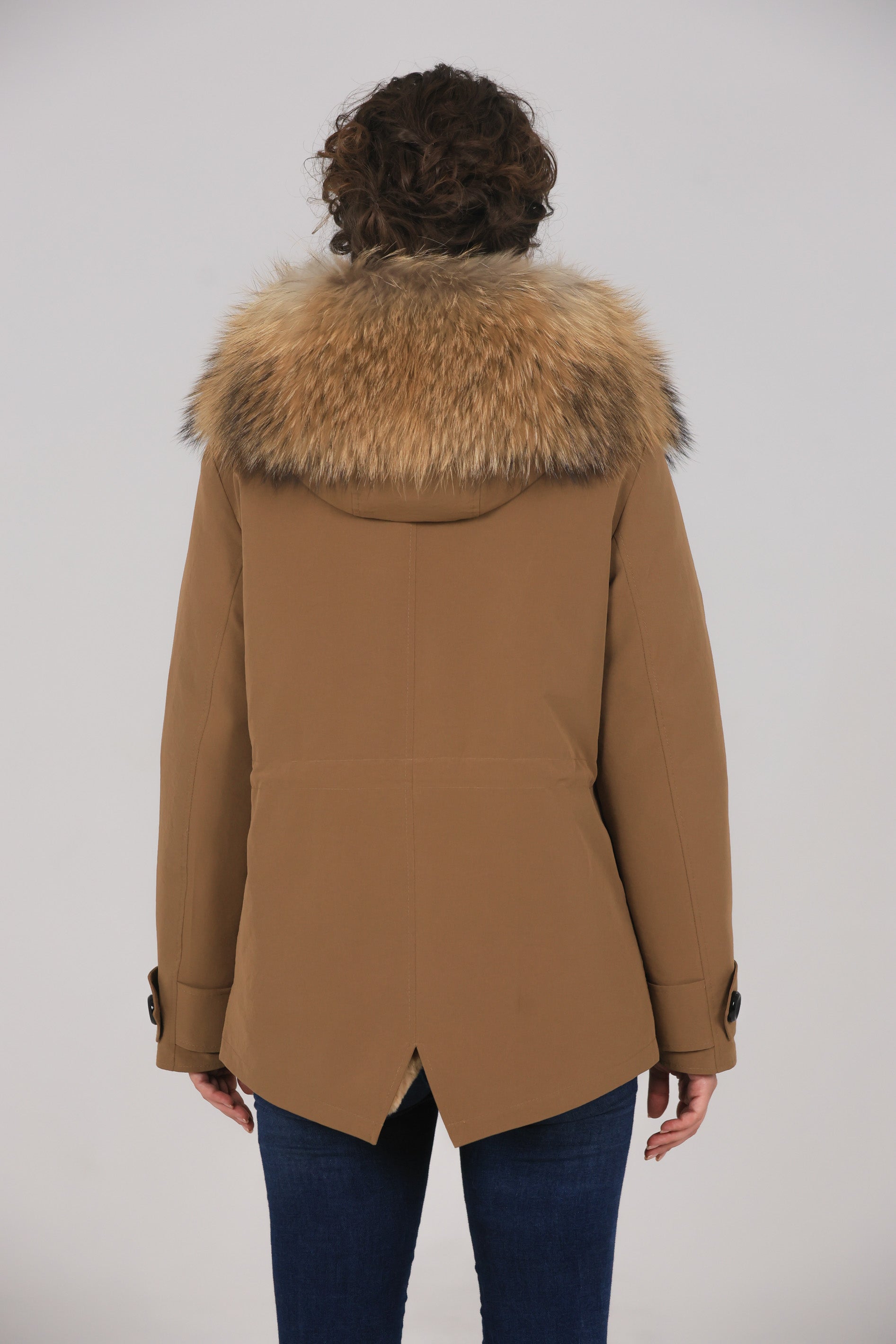 Short raccoon waterproof technical cotton parka
