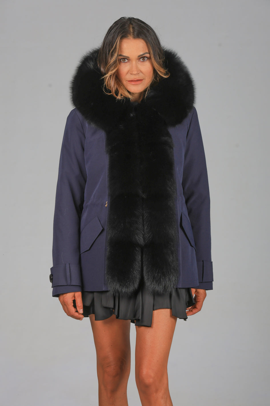 Short black waterproof technical cotton parka