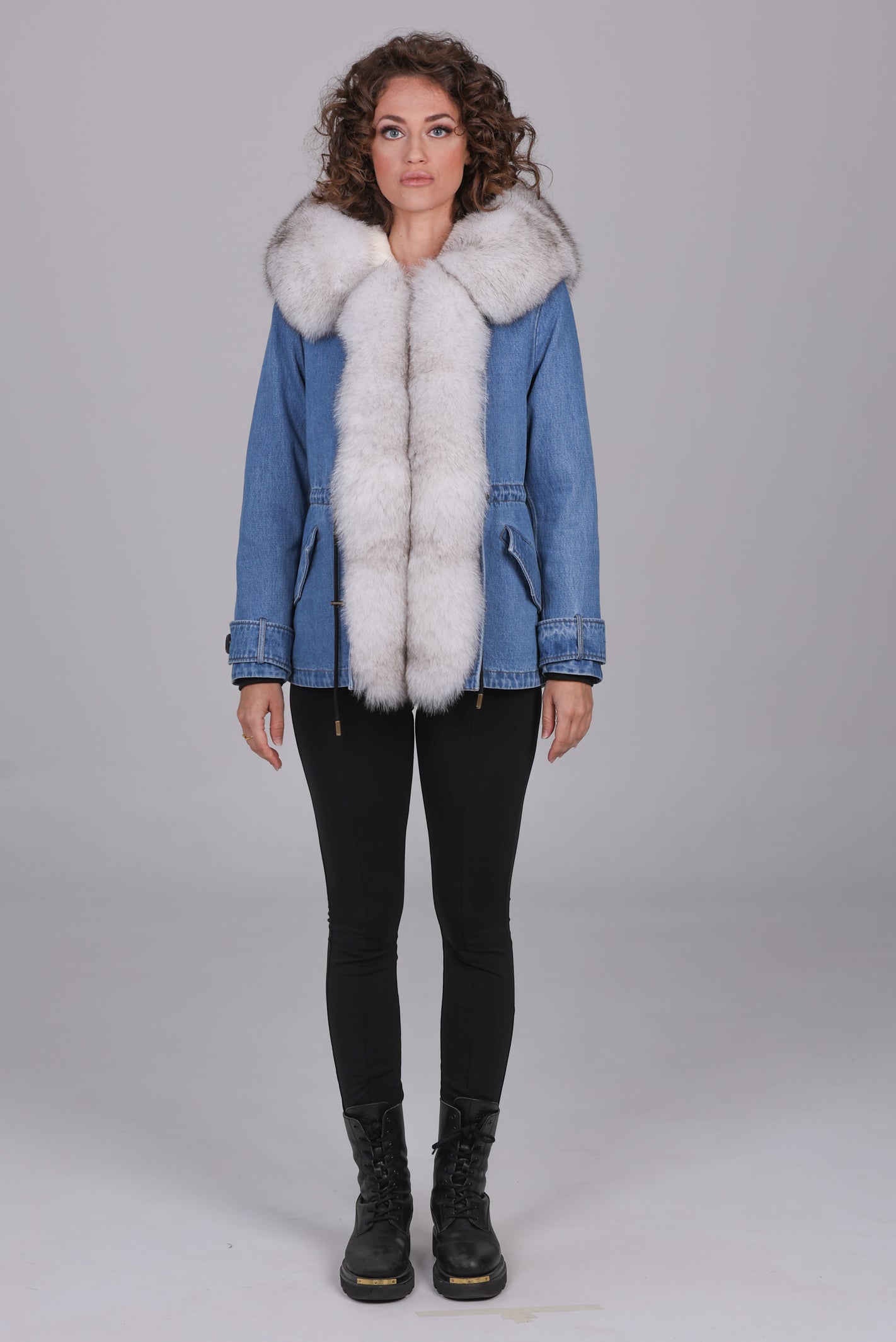 Parka corta vaquera blanca