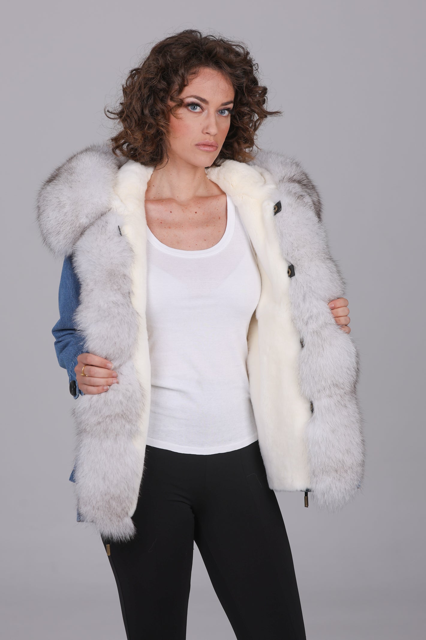 Parka corta vaquera blanca