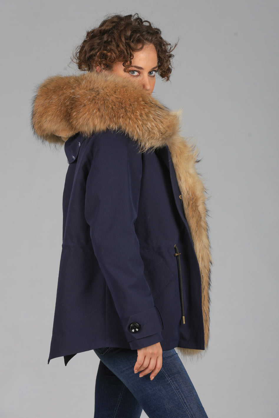 Short raccoon waterproof technical cotton parka