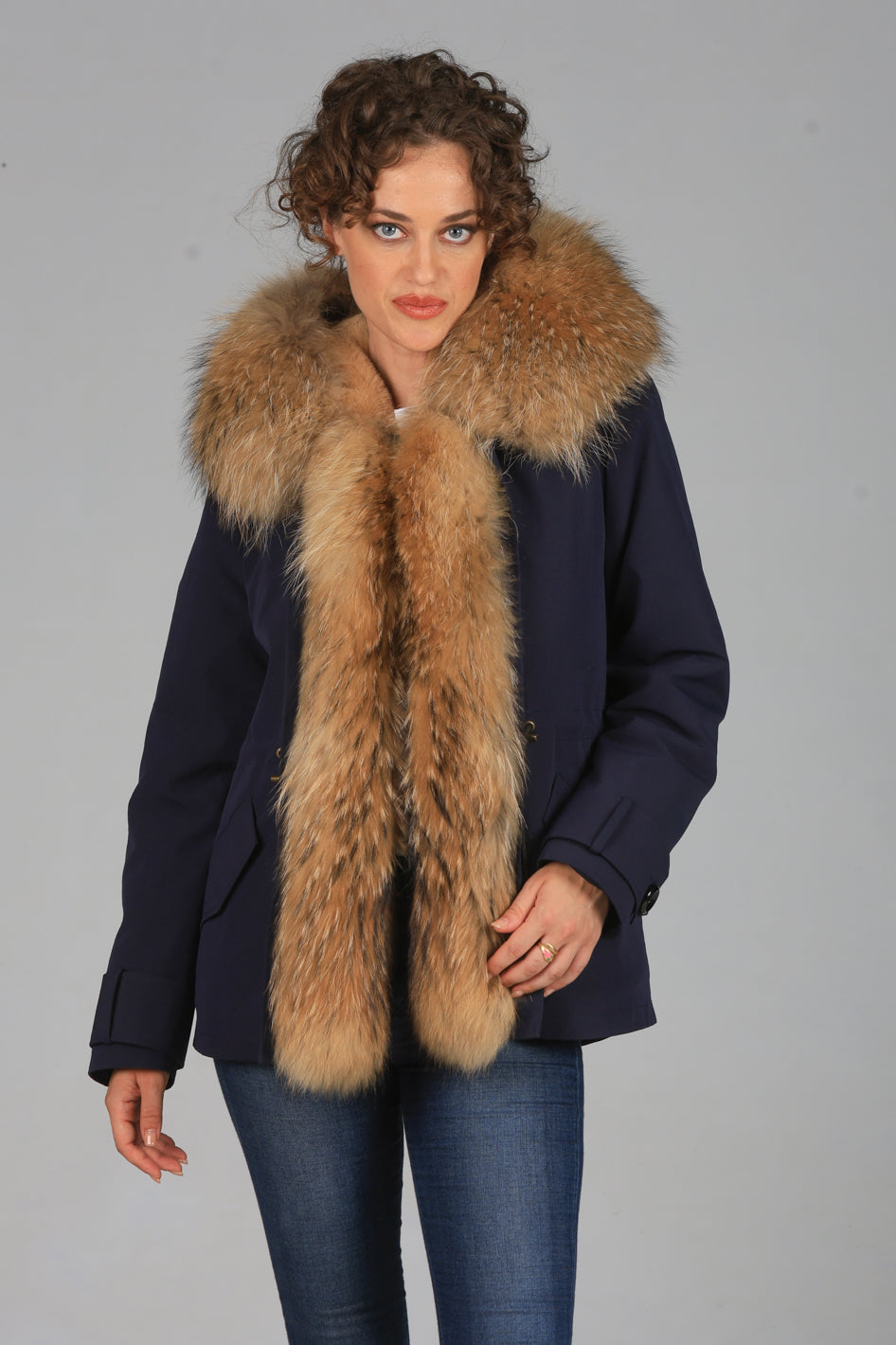 Short raccoon waterproof technical cotton parka