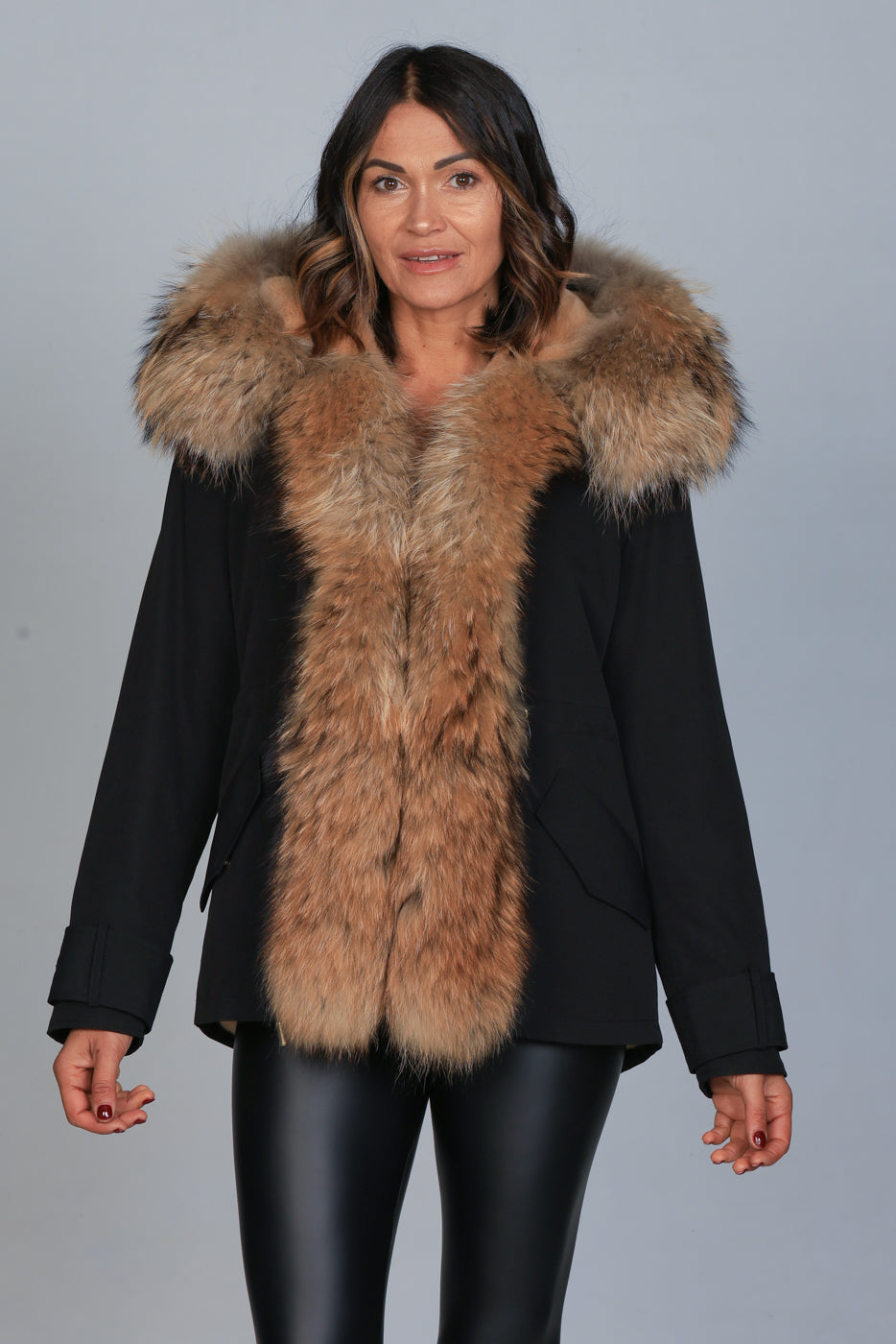 Short raccoon waterproof technical cotton parka