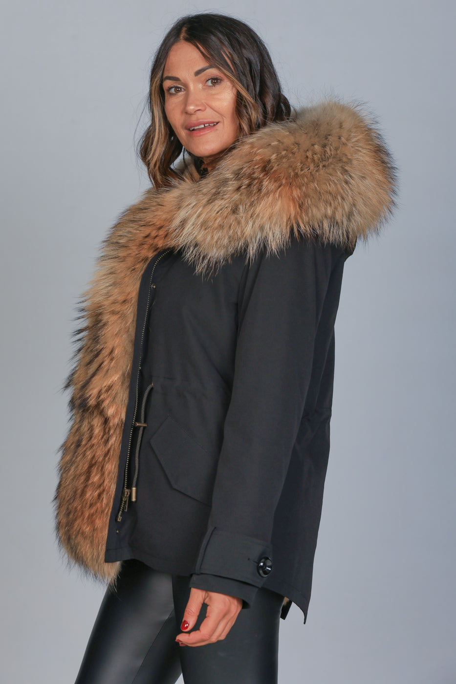 Short raccoon waterproof technical cotton parka